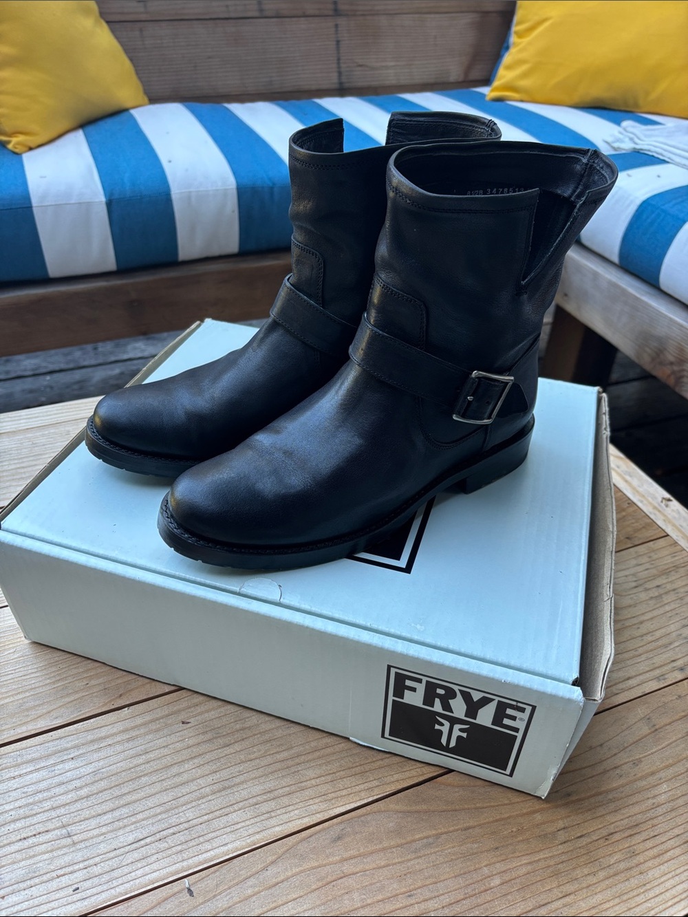 Frye Natalie Short Engineer 8.5